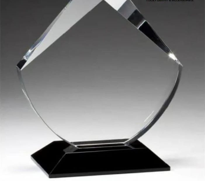 Corporate Gifting Ideas: Awards and Mementos for Employees